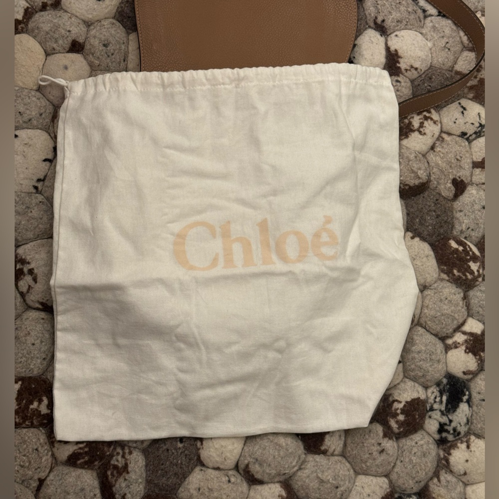 Authentic Chloe Marcie Tan Saddle Bag. - Picture 9 of 16